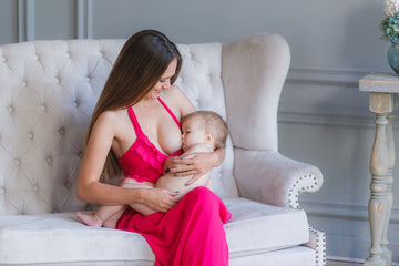 Breastfeeding at a Holiday Party:  What to Wear
