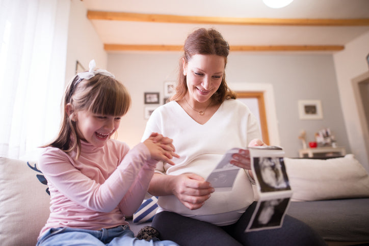 5 Fun Ways to Include Siblings in the Ultrasound Experience