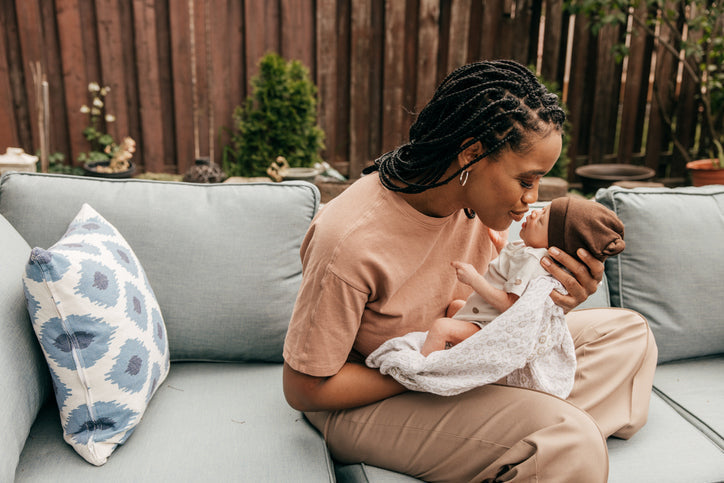 Easy Ways to Simplify the Newborn Stage This Summer